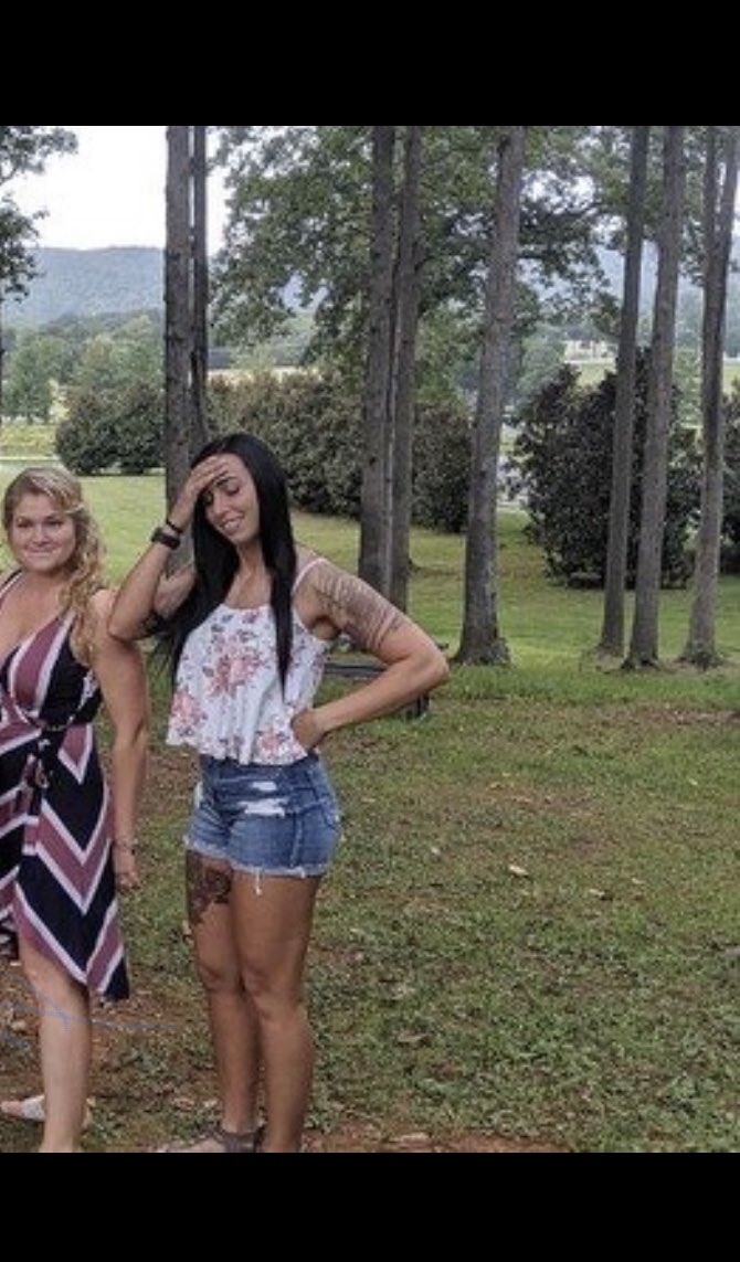 Renee Mercedes (@mercedes7renee) on Twitter photo 