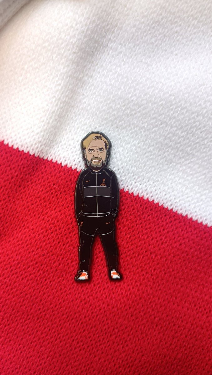 soccer_pins's tweet image. To be in with a chance to win yourself a Klopp badge just retweet this post. 

Badge on sale Monday 6th March at 8pm. Only 100 available! 

Winner announced before the sale. Good luck!