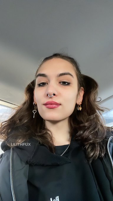 TW Pornstars - 𝔱𝔰 𝔩𝔦𝔩𝔦𝔱𝔥 𝔣𝔲𝔵. Pictures and videos from Twitter. Page 2