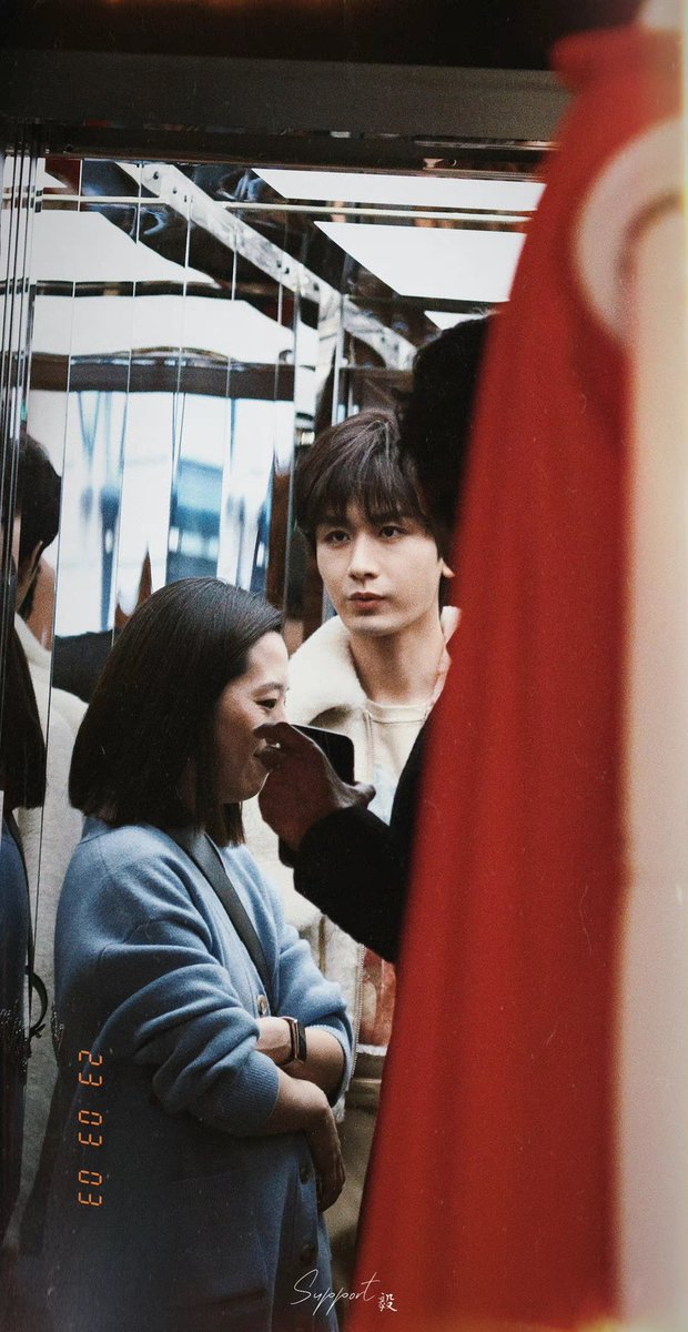 supportchengyi's tweet image. 20230303 @Lanvin Store in Paris

#ChengYi
#ChengYiLanvinFW23
#ParisFashionWeek