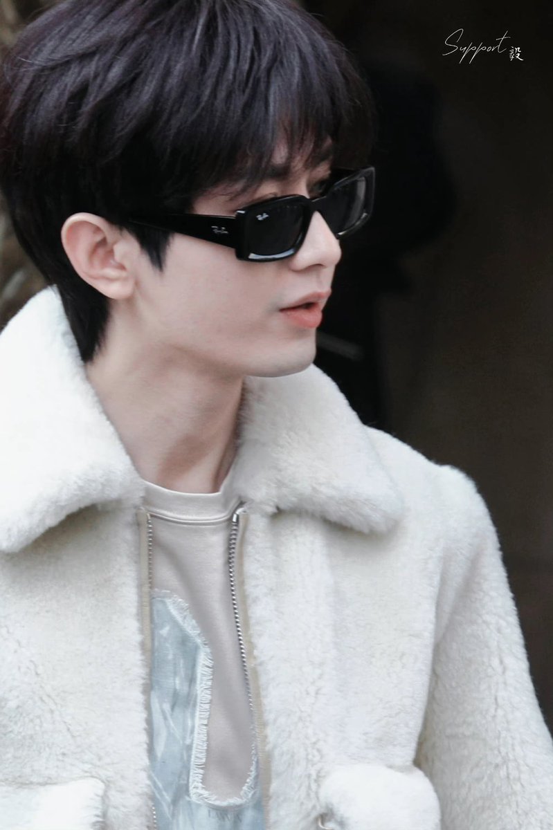 supportchengyi's tweet image. 20230303 @Lanvin Store in Paris

#ChengYi
#ChengYiLanvinFW23
#ParisFashionWeek