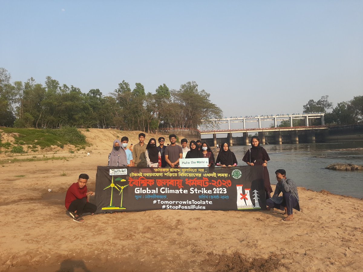 Dipro_Dhar's tweet photo. 🌍🔥🌿  Youthnet Moulvibazar🇧🇩 team is proud to stand with the global community in the fight for #ClimateJustice and a sustainable future for all! 💪🏽
#renewableenergy #GlobalClimateStrike2023 #TomorrowIsTooLate #ActOnClimate @GretaThunberg @SohanBMYP @FFF_Bangladesh @YouthNet4CC https://t.co/aGQgN6Ej0z