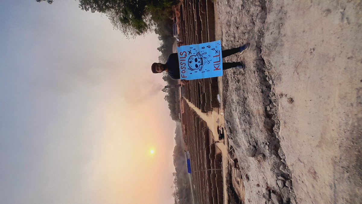 Dipro_Dhar's tweet photo. 🌍🔥🌿  Youthnet Moulvibazar🇧🇩 team is proud to stand with the global community in the fight for #ClimateJustice and a sustainable future for all! 💪🏽
#renewableenergy #GlobalClimateStrike2023 #TomorrowIsTooLate #ActOnClimate @GretaThunberg @SohanBMYP @FFF_Bangladesh @YouthNet4CC https://t.co/aGQgN6Ej0z