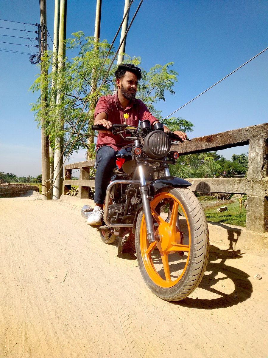 SaifulResat's tweet photo. প্রিয় মানুষ ছেড়ে চলে যাবে।বেস্টফ্রেন্ড অন্য বেষ্টফ্রেন্ড বানাবে। ফ‍্য‍ামিলি প্রবলেম বেড়ে যাবে। 'ডিপ্রেসড' লাগবে।একাকিত্বে ডুবে যাবে।তবুও থেমে থাকা যাবে না,জীবন সুন্দর!❤️ (cp) https://t.co/3HxddzEg0u