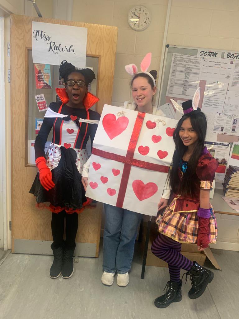 FBAReading's tweet photo. Amazing costumes from our Year 7s - we are loving these collaborative efforts! #WorldBookDay https://t.co/7t7ypJJ8KF