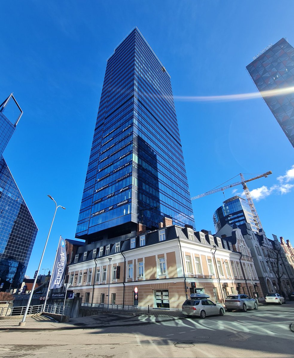 portershed's tweet photo. Very warm welcome at Workland Co-working in Tallin today 👏. Love how they built a tower block above and around the orginal buildings on the street. #Estonia https://t.co/5uzusvrxBz