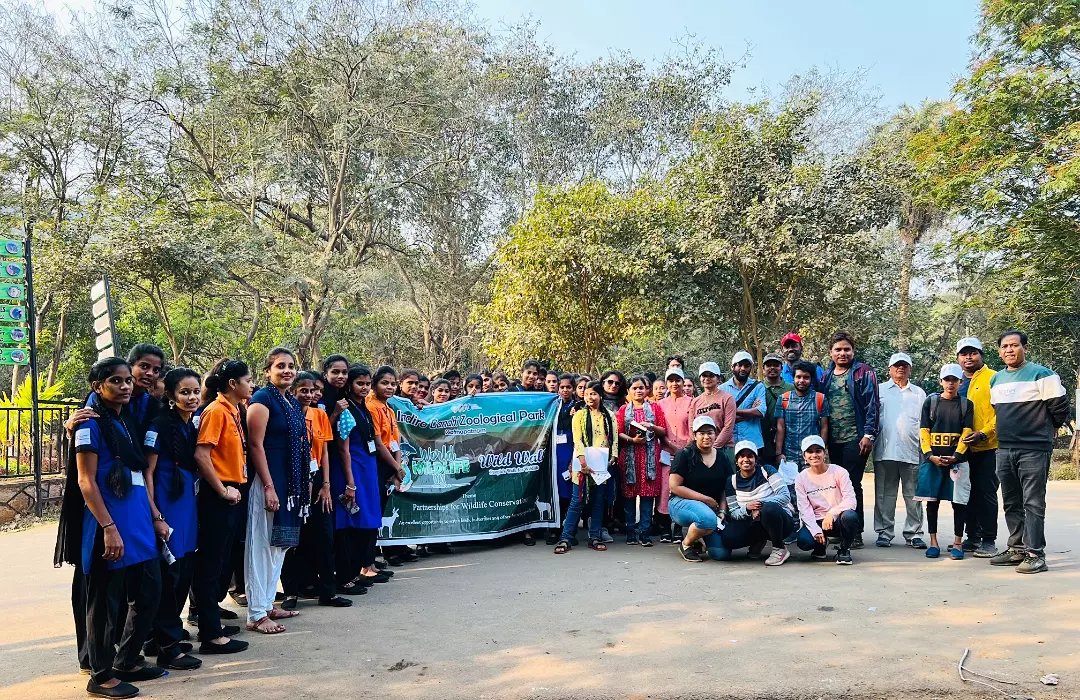 vizagzoo_igzp's tweet photo. It was an early morning Wild Walk. As the low sunlight pokes through the trunks, causing the dew to dazzle like a field of diamonds, our participants explored the beautiful flora &amp; fauna of IGZP from canines to seasonal wetland - Shanti Sarovar filled with our feathered friends! https://t.co/b77l4SDTo5