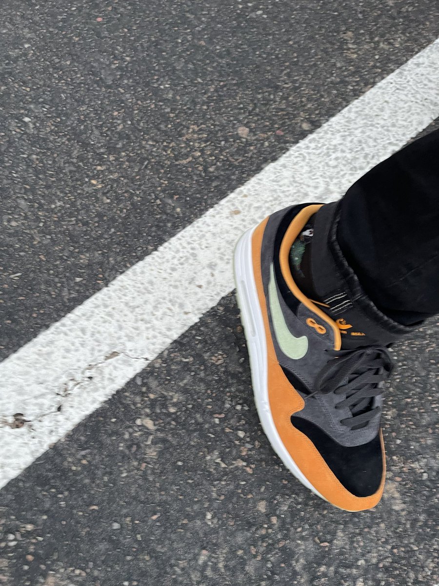 MattP_3's tweet photo. My contribution to #marchMAXness #snkrskickcheck #SNKRS #bigfeetheat
#solescouts #yoursneakersaredope #teamairmax #snkrtwitter https://t.co/wK6tyFEEKV