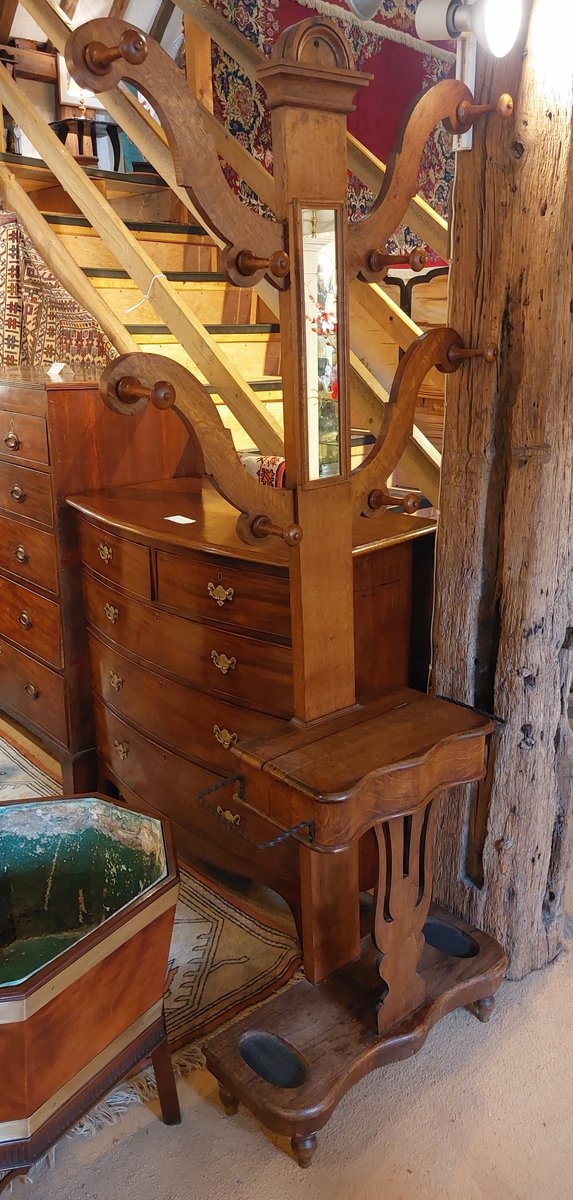 eversleybarn's tweet photo. #artsandcrafts #hallstand #moorcroft #moorcroftpottery #judismithantiques #eversleybarnantiques https://t.co/5Ibem7W0Fu