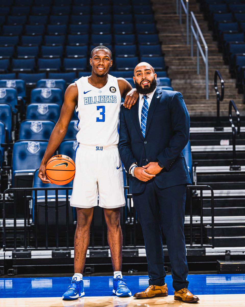 CoachNunez31's tweet image. Senior night for my guys! It’s wild to think but I started my college coaching career with this group. I can’t thank them enough for their continued effort day in and day out! This is a special group! We are forever locked in! 🤞🏾💙