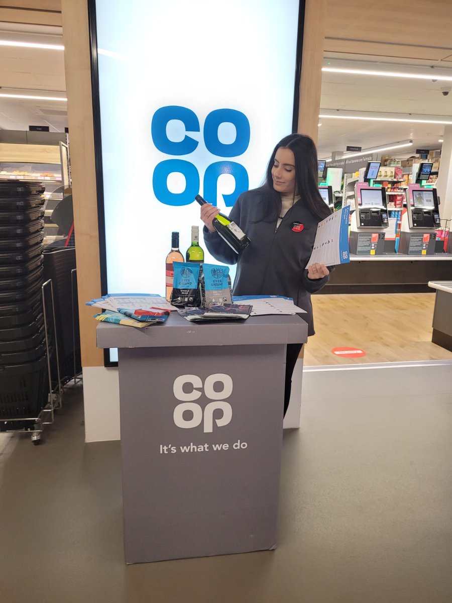 Fairtrade event at @CoopStirUni. Great to see all customers and staff getting involved. 🍫 🍾 
Our honest value range means buying fairtrade doesn't have to be expensive #FairtradeFortnight #ItsWhatWeDo @WasifJnr @anthjhall