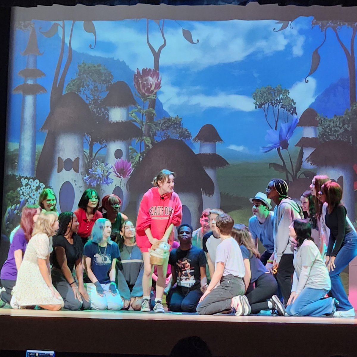 fvhs_theatre's tweet image. The Wizard of Oz opens in less than 2 weeks!! Tickets are $10 and are available at the door or at the link below!! The show runs from March 16th(Student Rush $5) at 7 PM, 17th at 7 PM and the 18th at 2 PM &amp;amp; 7 PM!! fvhs.seatyourself.biz