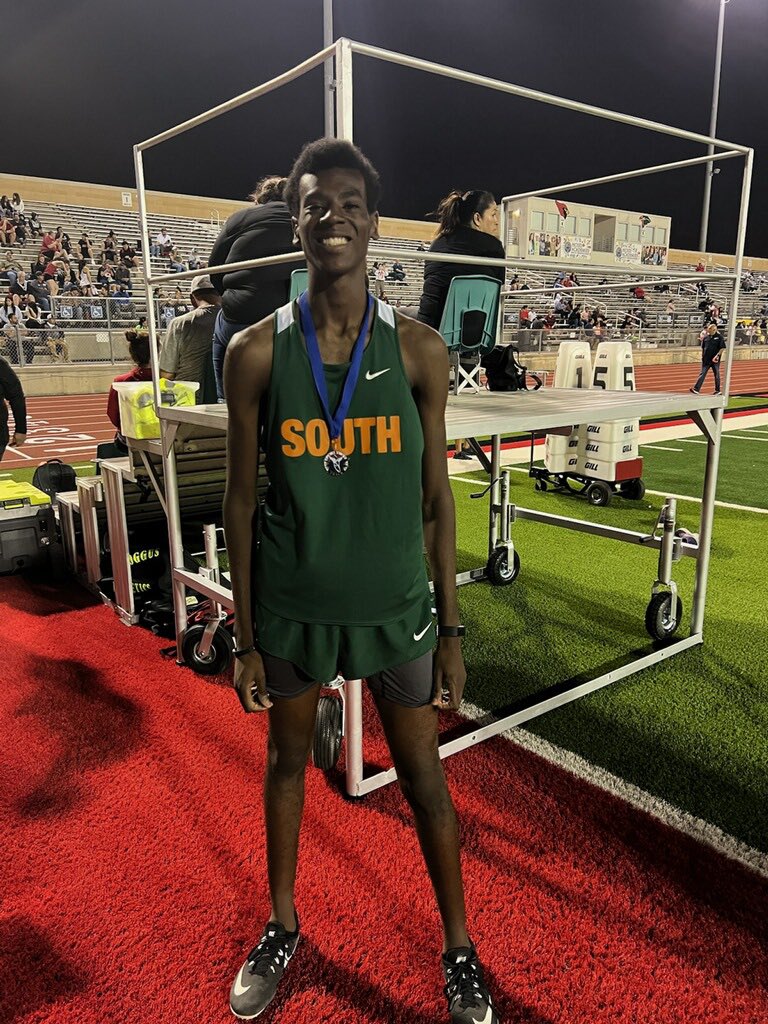 Harlingen South Hawk XC/TF tweet media