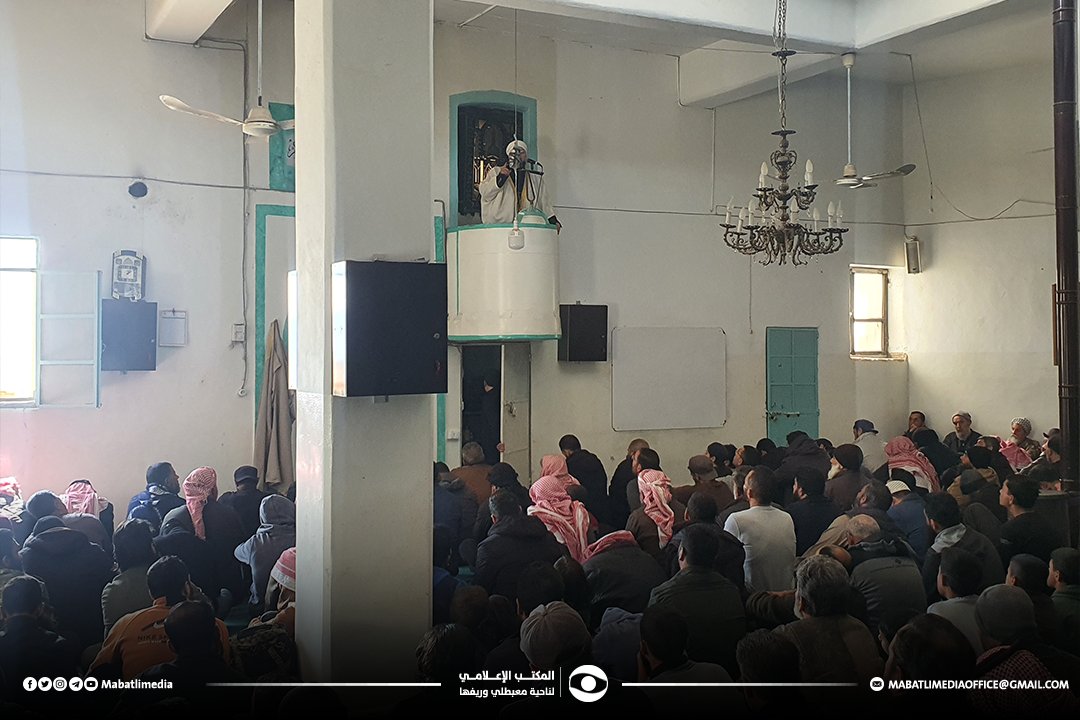 #صور من صلاة الجمعة اليوم في ناحية معبطلي بريف حلب الشمالي.

#المكتب_الإعلامي_لناحية_معبطلي_وريفها #عفرين