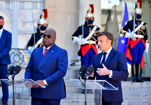 CASINFO_RDC's tweet photo. #RDC Arrivée de Macron à Kinshasa : la sécurité, l’investissement et accords de coopération au programme d’une visite très contestée par le peuple congolais https://t.co/C9g1uNuqHJ https://t.co/Lb3Un5DjCx