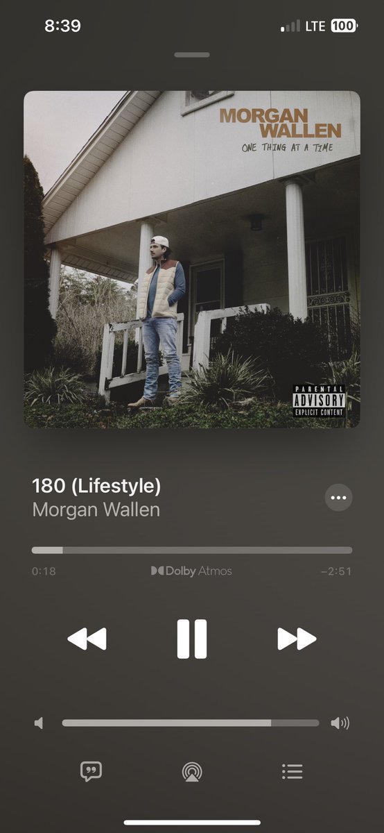 realhall25's tweet photo. something familiar about this new mw song https://t.co/vGl3NReuj6