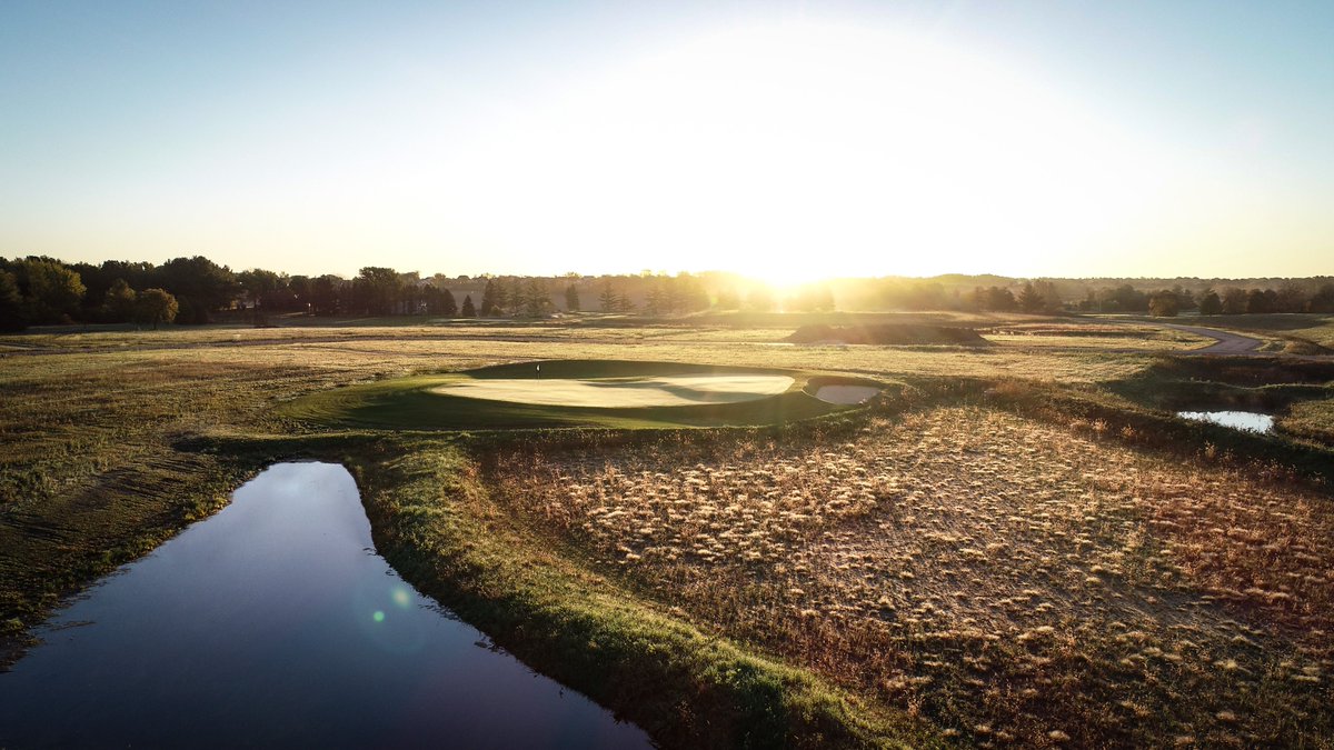 Why we emulate the greats... #pioneerpointe #templates #artinspires