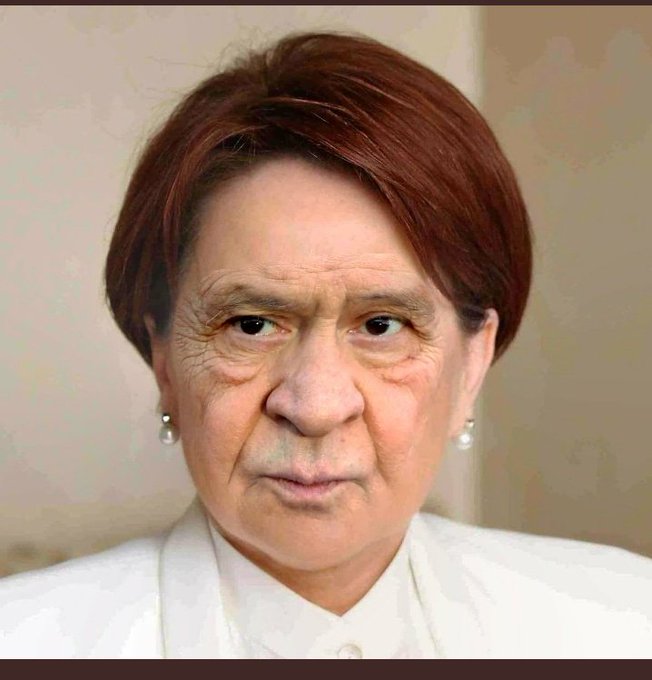 Demek ki, katranı kaynatınca olmuyormuş şeker...
#meralakSener