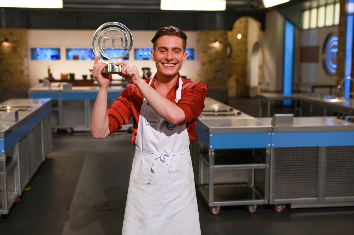 Iamblirish's tweet photo. Today we would like to give a big shout out to Iraqi/Irish broadcaster, celebrity @masterchefuk winner 2020, author of #TheGayGuide and host of the upcoming #StPatricksDayParade London the wonderful @RiyadhK
#IrishHistoryMonth
#IamIrish
#GlobalIrish https://t.co/JZixP83DWR