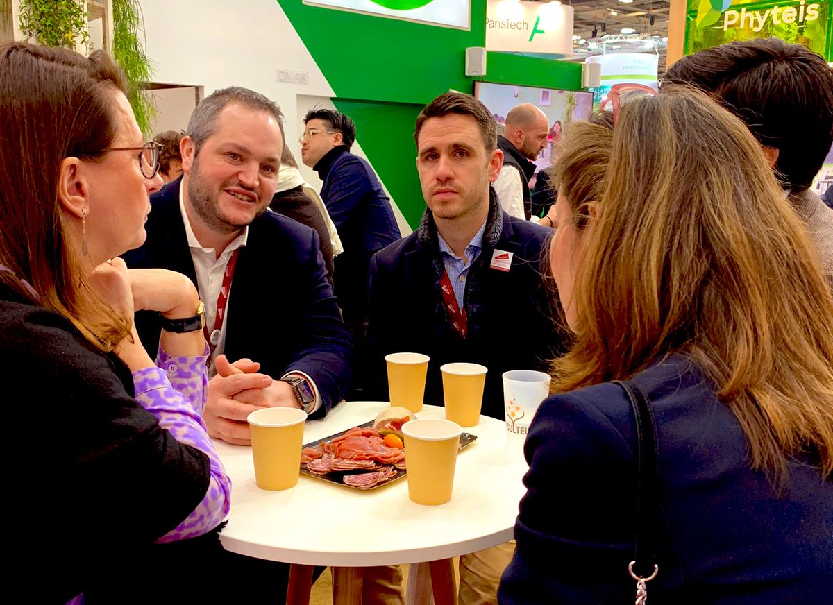 Jeunes Agriculteurs (@jeunesagri) on Twitter photo Rencontre entre <a href="/gaillot_arnaud/">GAILLOT Arnaud</a> et Muriel Lienau, nouvelle PDG de <a href="/NestleFr/">Nestlé France</a>, mécène fondateur de <a href="/TerresInnov/">Terres Innovantes</a>, pour prolonger notre relation de travail dans le cadre du fonds de dotation et de ses projets ! #SIA2023 Rencontre entre <a href="/gaillot_arnaud/">GAILLOT Arnaud</a> et Muriel Lienau, nouvelle PDG de <a href="/NestleFr/">Nestlé France</a>, mécène fondateur de <a href="/TerresInnov/">Terres Innovantes</a>, pour prolonger notre relation de travail dans le cadre du fonds de dotation et de ses projets ! #SIA2023
