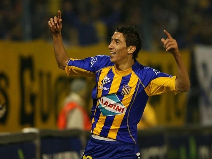 PatoCanalla1889's tweet photo. Los Canallas formados en @RosarioCentral que fueron convocados para la @Argentina:
🔸Lauti Blanco
🔹Facu Buonanotte
🔸Ángel Di María
🔹Gio Lo Celso
Y junto a otro Canalla como Ángel Correa y uno con pasado en el Club como Nahuel Molina.
#OrgulloCanalla #RosarioCentral 🇺🇦🇦🇷 https://t.co/tHS7m87EPo