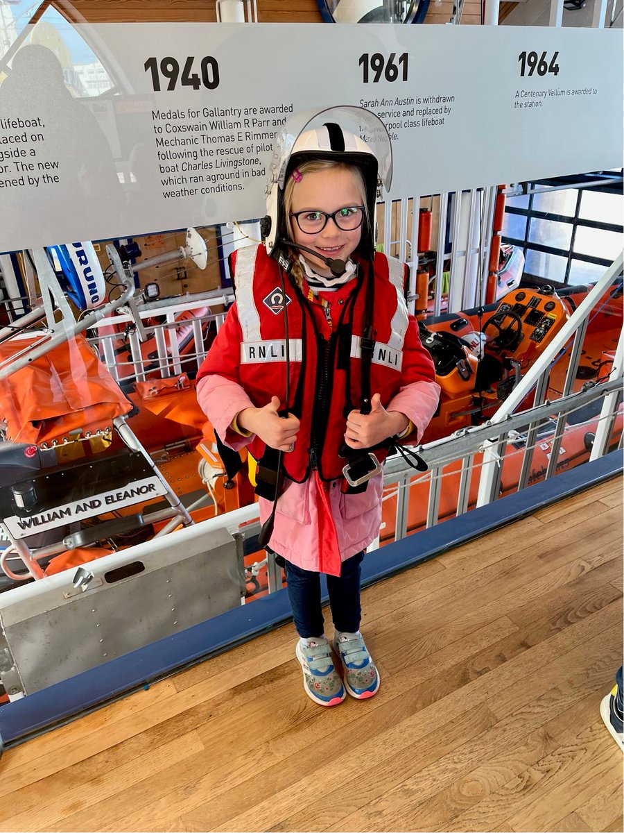 TheBerkeleyApar's tweet photo. Two young guests who stayed with us spent a fantastic hour at the Lifeboat Station; Blackpool Promenade. It houses three inshore lifeboats, which you can see &amp; discover more about. We think it’s well worth a visit, and in the words of Romy &amp; Poppy “It’s smashing!”
#rnliblackpool https://t.co/umYC3y3wLN