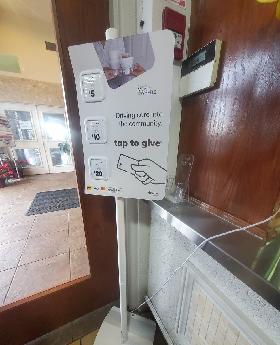 OakvilleMeals's tweet photo. If you are visiting Mo's Family Restaurant, check out our TipTapPay display by the front door. Throughout the March for Meals campaign, consider making a donation to OMoW. All proceeds go to our subsidy meal program. #Oakville #OMoW #MarchForMeals #LetsDoLunch #MosFamily https://t.co/JU85JjSQNW