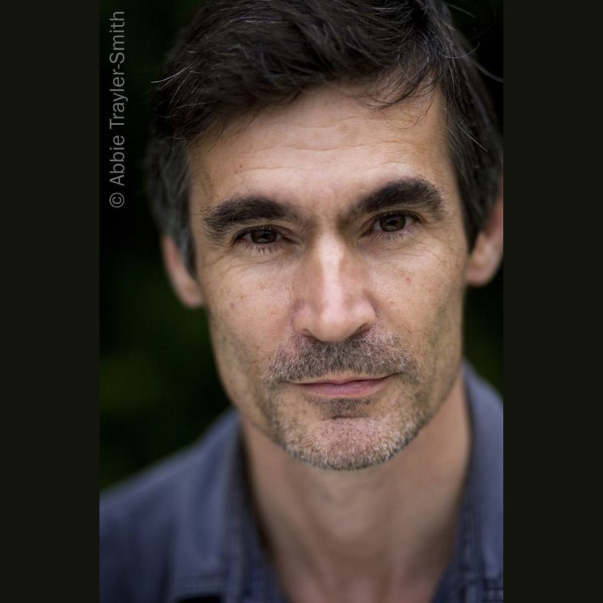 LitWorks's tweet photo. #QuayWords welcome prize-winning novelist Andrew Miller to #ExeterCustomHouse. He'll be reading from his work including his highly praised latest novel, The Slowworm’s Song.
Saturday 22 April 18:30-20:00.
See: https://t.co/JqPmFX7mzo
@exetercityoflit @ace_national @ace_southwest https://t.co/BI8IuF5P9A