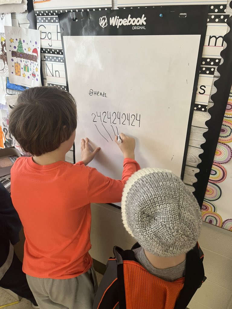 mskwats's tweet image. I loved my thinking classroom experience SO much that I jumped in and bought a #wipebook Flip Chart! I cannot wait to make Thinking Classrooms a weekly learning strategy in our Gr 2/3 classroom! #mobileknowledge #thinkingclassrooms #tryingnewthings #scdsb #scdsbmath