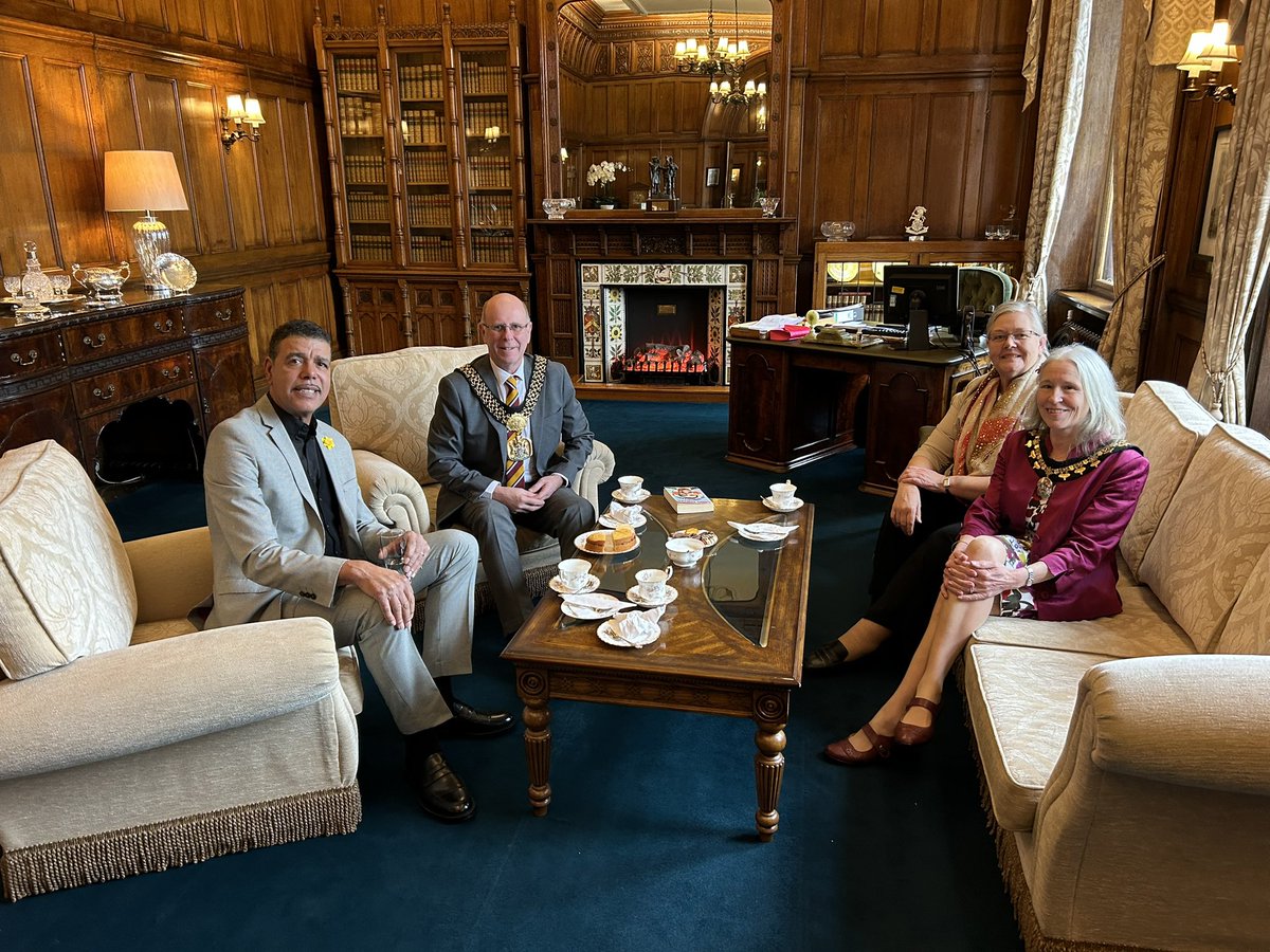 Chris Kamara tweet media