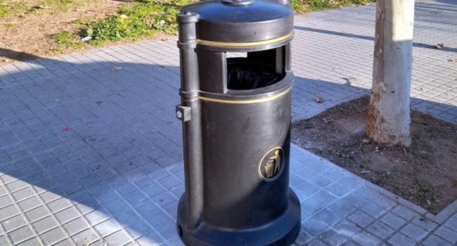 Aj_Sabadell's tweet photo. #NOTÍCIA ➡️ Sabadell prova papereres amb trampes per a rosegadors 

📌Més informació: https://t.co/TN6fYBwvxd

#Sabadell #RumbAlFutur https://t.co/w91USee7dA