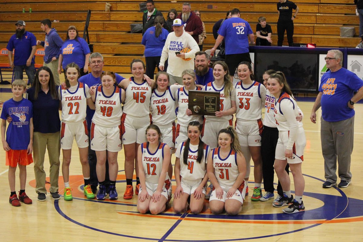 KeriganSalmons's tweet photo. Regional champions!!
STATE BOUND💙🧡 https://t.co/ex805mf1Xt