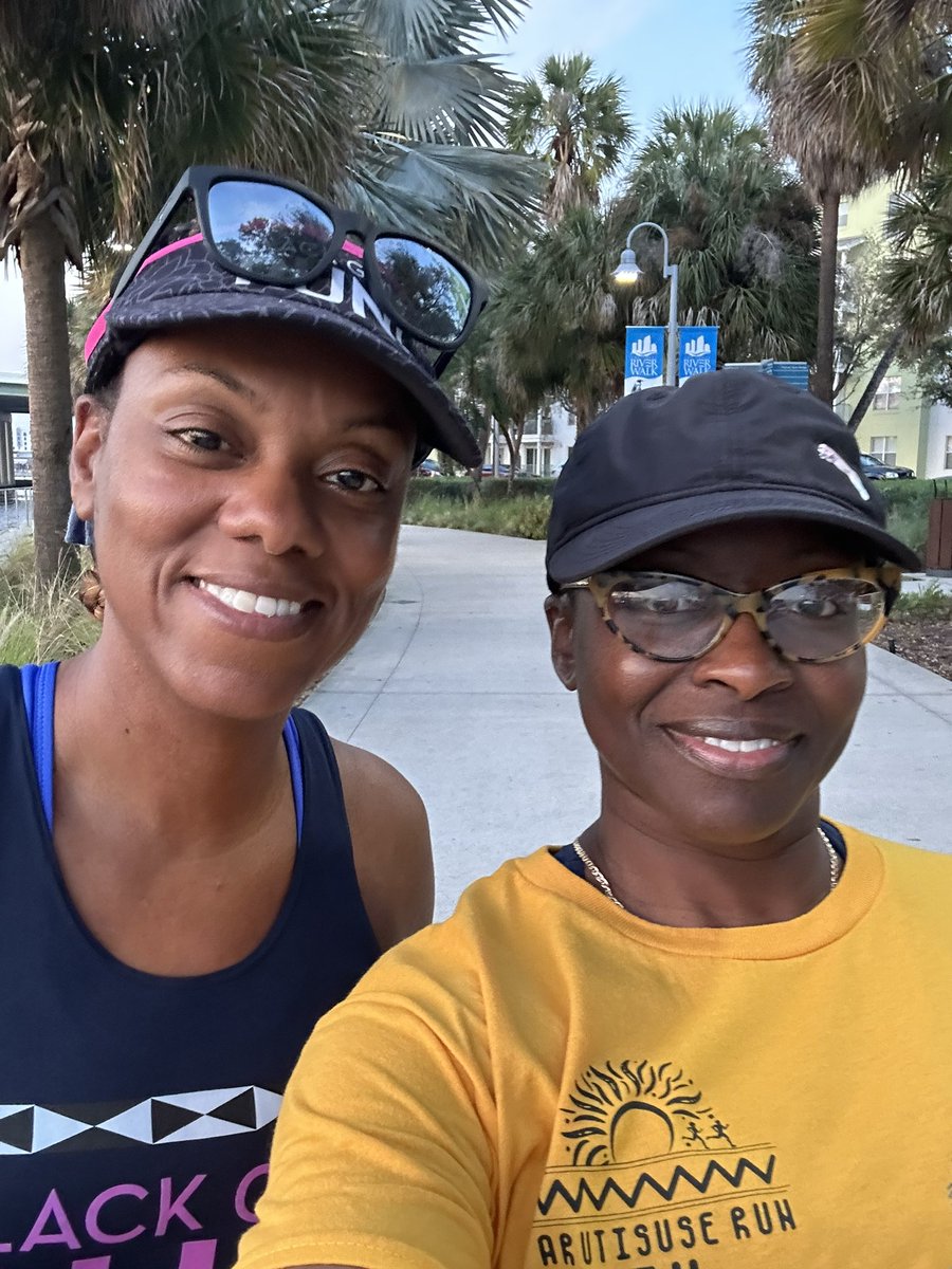Last week Poolie & I joined #BlackMenRun & #BlackGirlsRun for a 2.23mi run in honor of Ahmaud Arbery. He  transitioned on 2.23.20. My girl Lisa from BGR is a real inspiration.
