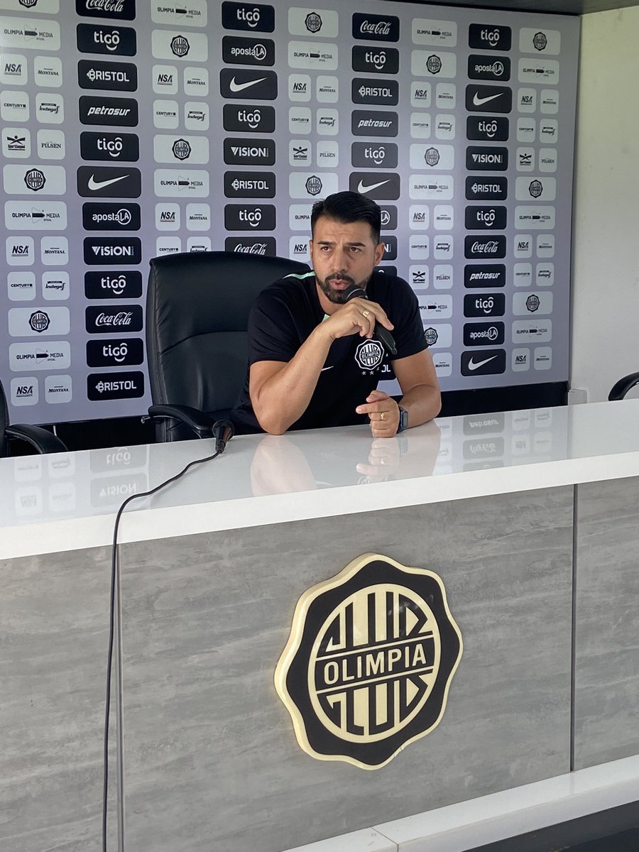 alvaroapontec's tweet photo. Julio Caceres confirmó el 11 para mañana ante Cerro

“Olveira, Salazar, Zarate, Junior, Zabala, Fer Ale Gomez y Hugo, Derlis y Brian”

Wlk va a concentrar https://t.co/RgVy0Ar7Zx