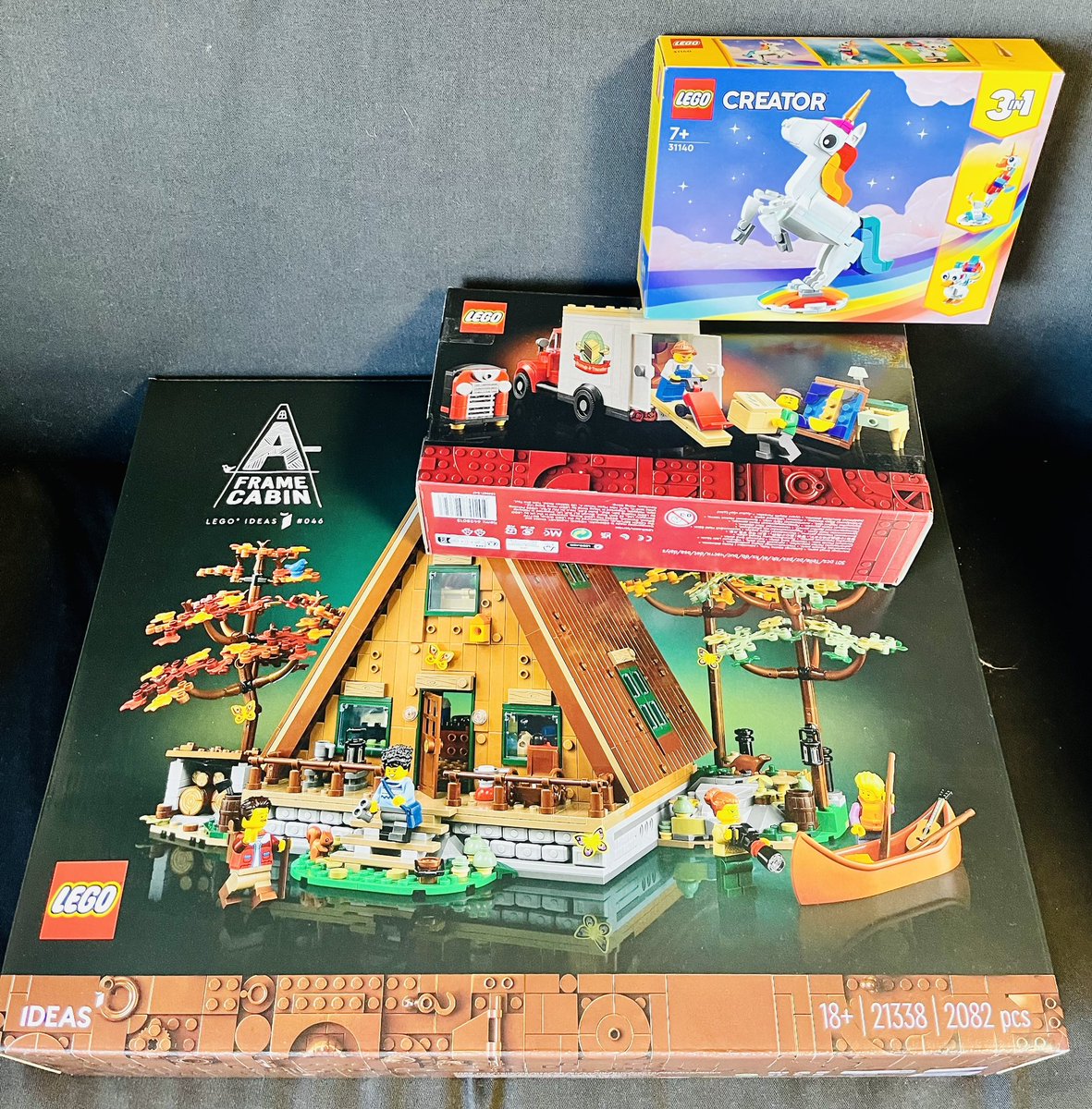 New <a href="/LEGO_Group/">LEGO</a> delivery day is always the best day