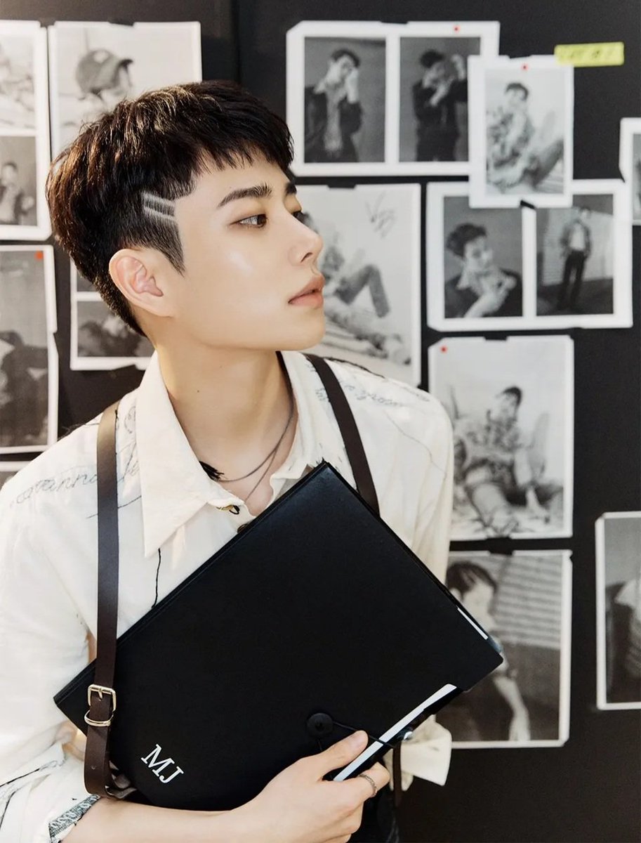 Cosmos_CIEnt's tweet photo. COSMOS (코스모스)

3rd Mini Album
[ Perfect Midnight ]

Concept Photo Teaser (OFF Ver.)

[Jun]

19.03.2023
#COSMOS #PerfectMidnight https://t.co/87mWSEMtPe