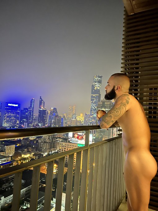 This humid heat ❤️&zwj;🔥 https://t.co/3NPbZw5fUZ<a href="/tag/fitness"class="tags"><span>#fitness</span></a>