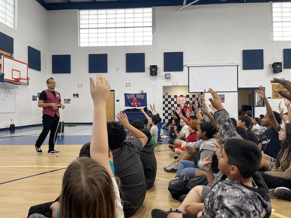 WindcrestLib's tweet photo. Had a BLAST celebrating Read Across America w/ Spikey Mikey! We OOHED and AAHED our way through his magical performance and listened as he spoke abt the importance of reading. Thank you Spikey Mikey for a wonderful show. https://t.co/A8rYCwqOEl