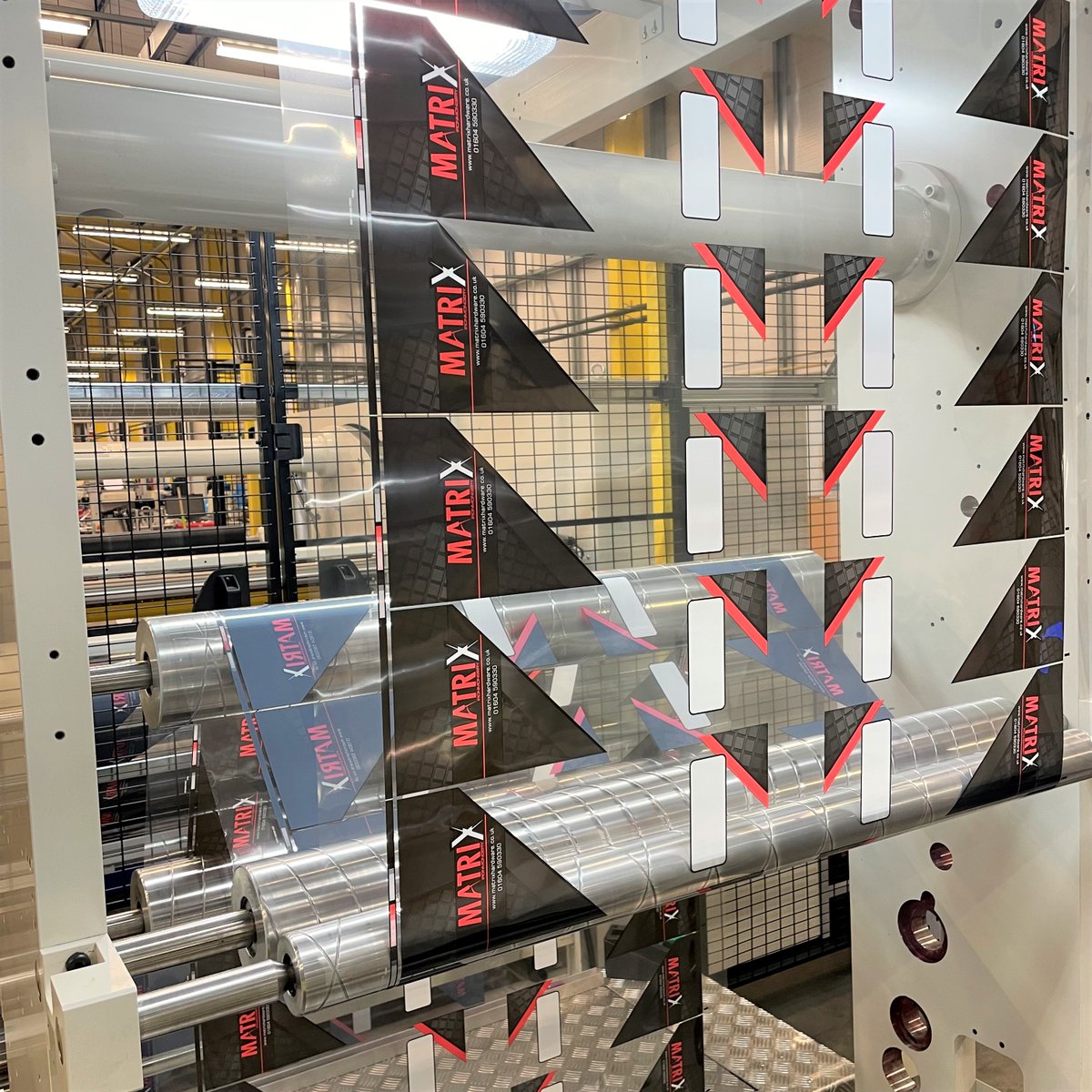 SurepakUK's tweet photo. Colour management is key🔑
We use X-rite and IQC Technology to measure colour and formulate our inks ensuring Pantone Colours are matched within the industry standard of Delta E 2.0. https://t.co/vtERlQI2z0