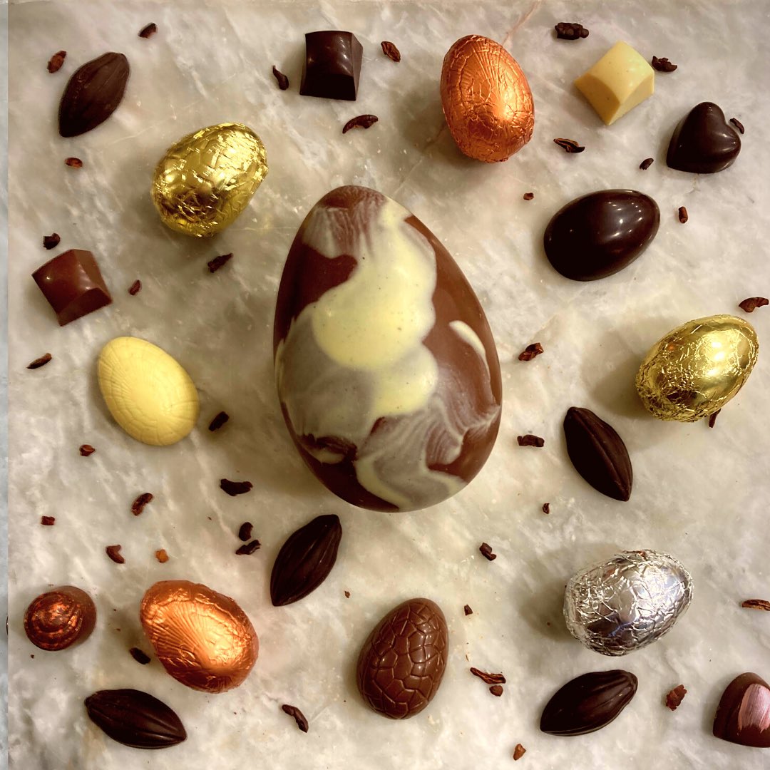 This Easter we’re delighted to share our new House dark and milk chocolate, crafted with cocoa from the Fire Mountain region of Cameroon where the live volcanic soil of Mount Cameroon helps create a rich cocoa flavour we have loved working with. 

yorkcocoahouse.co.uk/collections/ea…