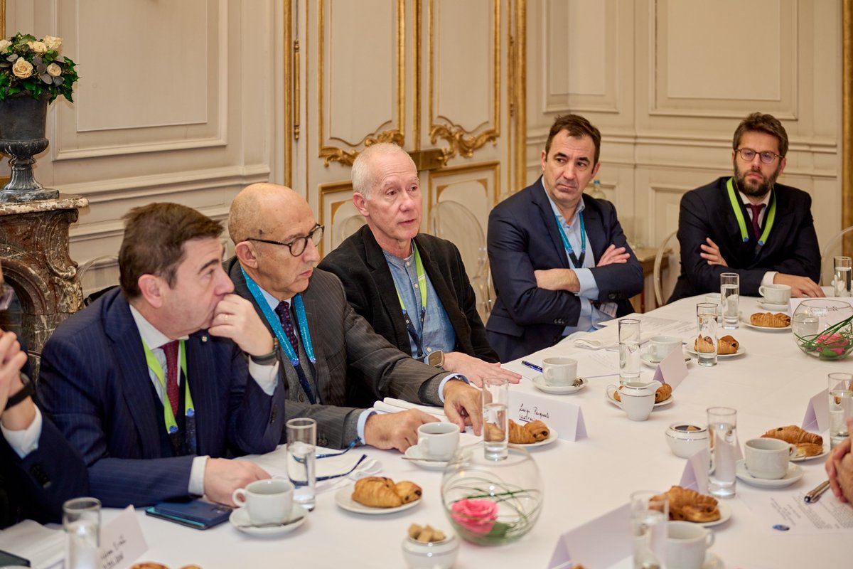 SES_Satellites's tweet photo. #FlashbackFriday: Delighted to join the 15th EU Space Conference 2023!
SES supports Europeโs ambitions to create a global, sovereign, secure satellite constellation system & we're eager to share our knowledge & experience to contribute to the project's next phase. #BBESpaceConf https://t.co/MaCwK2UZKa