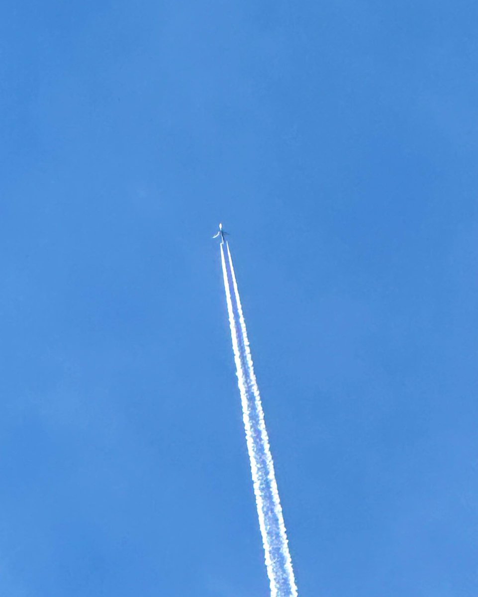 [INSTAGRAM POST] - 7P

☁️💙
👤: tods
instagram.com/p/CpVF_WeL72z

<a href="/RVsmtown/">Red Velvet</a> #RedVelvet #레드벨벳 #Joy #조이 #TRF2022 
230303 · 23:09:01 KST