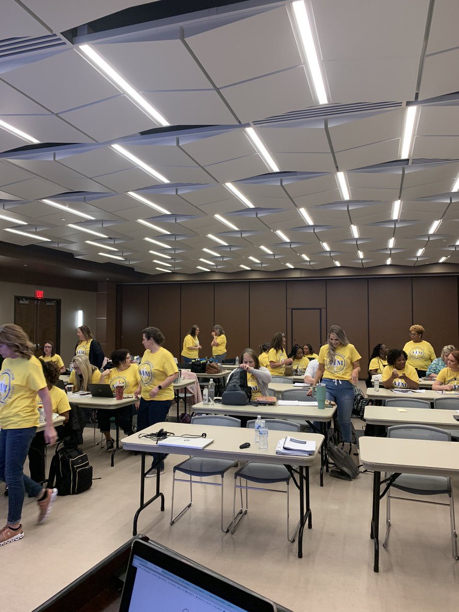 Friends! I’m in Mississippi today training state coaches! Look at them raring to go in their AIM gear! <a href="/AIMtoLearn/">AIM Institute</a> #MississippiReads