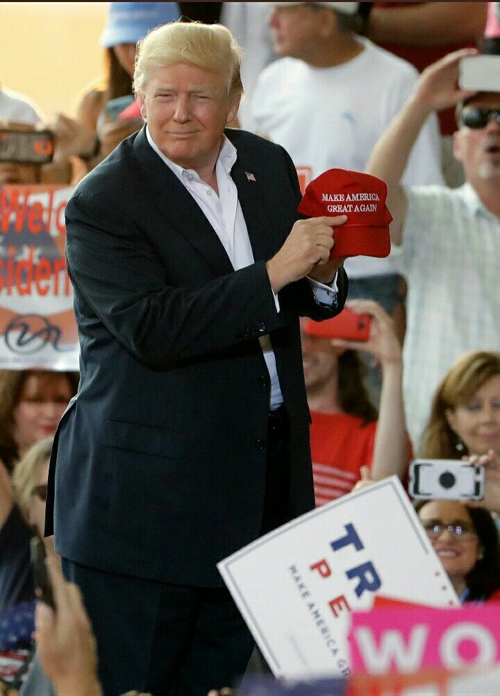 Are you still with Trump?

Yes or No? 🤷🏻‍♂️

If Yes, drop a MAGA! 🇺🇸🇺🇸🇺🇸