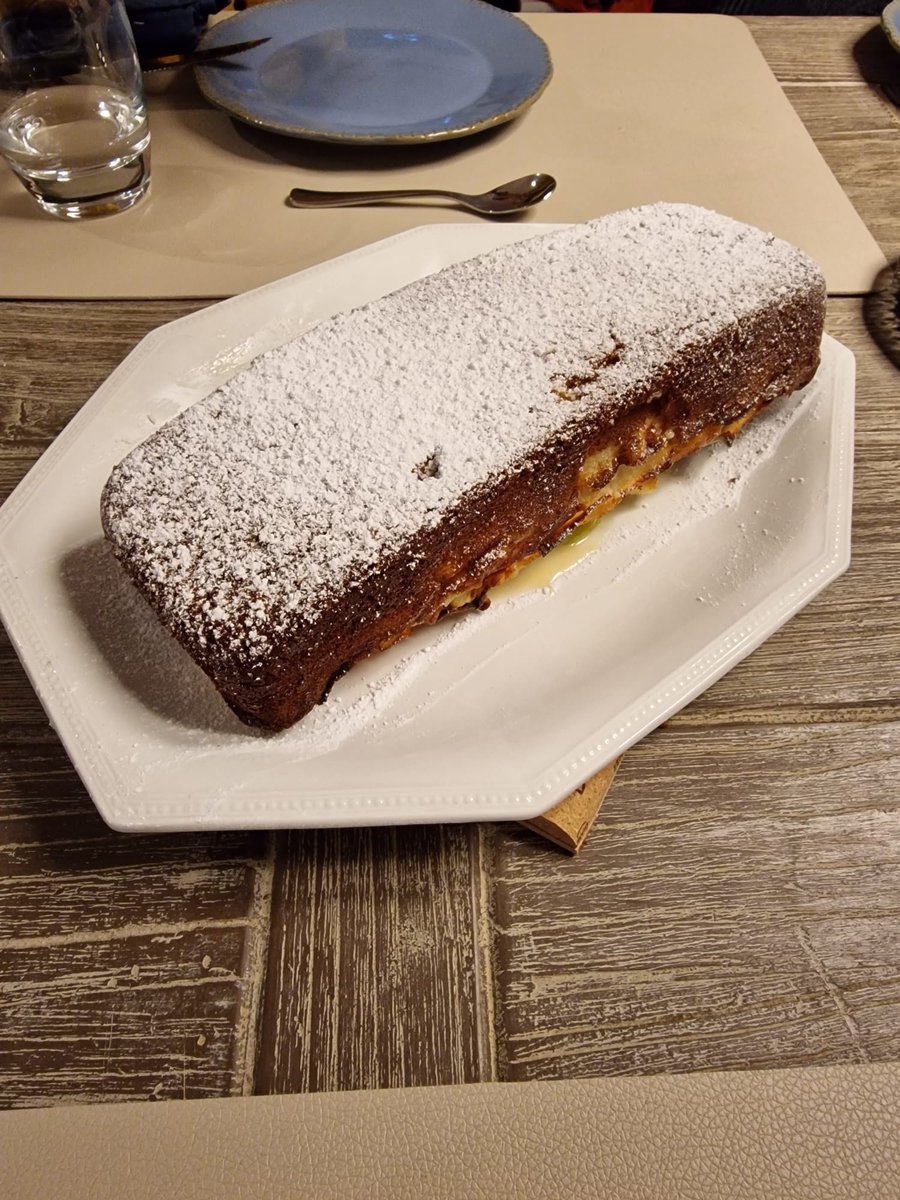 Intell_Sugar's tweet photo. Mama's Italian Upside Down Apple Cake made with Dr Coy's Sweet Mix for Baking

Diletta experimented with our sugars and she was surprised by how easy it was:

"It tasted exactly like regular sugar, I didn't have to make any changes to the recipe, which was amazing." https://t.co/FW6yS3XMZk