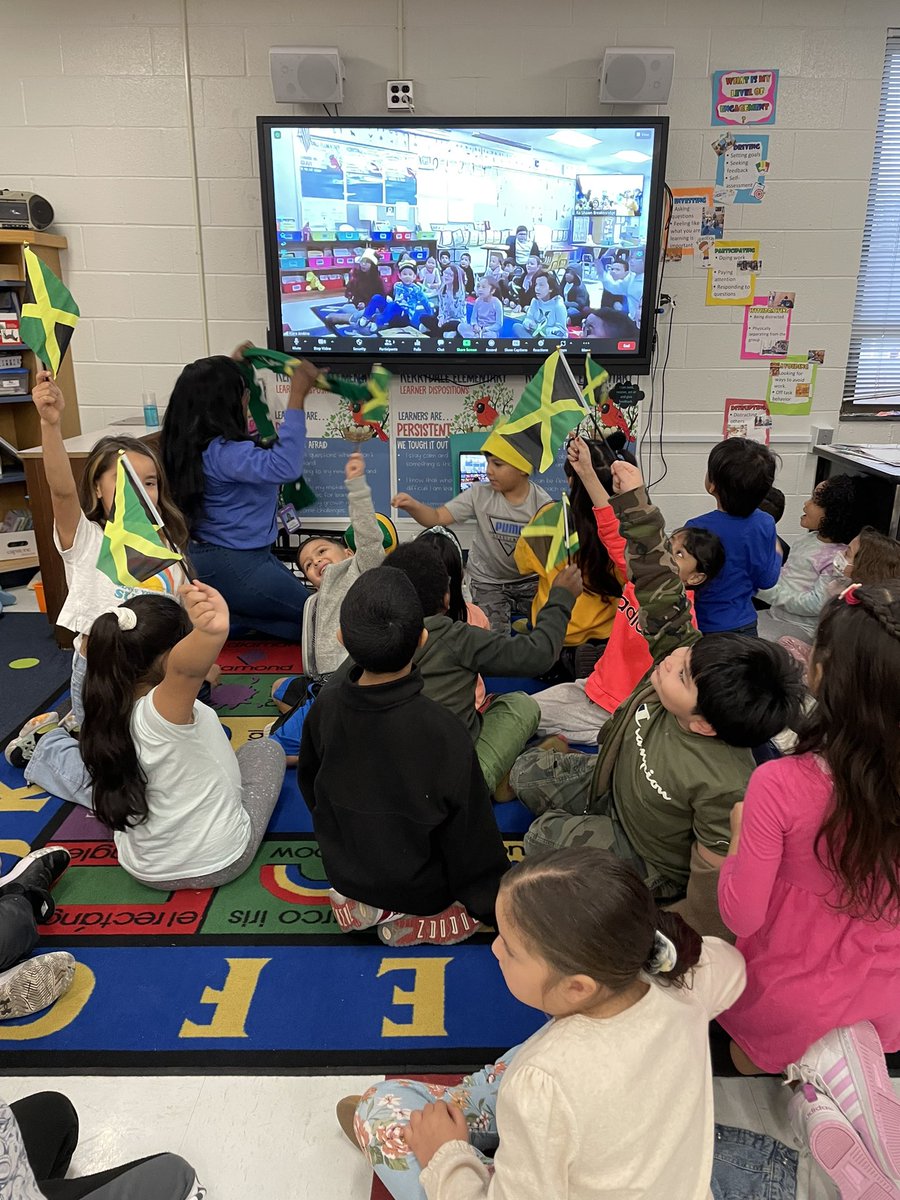 MrsZeffiro's tweet photo. Lots happening at @KerrydaleEs today! It’s Jamaica 🇯🇲 Day and Ms. Breakenridge and Mrs.Jenkins classes virtually joined another class in Jamaica to celebrate and share their black history biographies!! #particpatelearning @MsBreakenridge https://t.co/ULMVFlgeTY