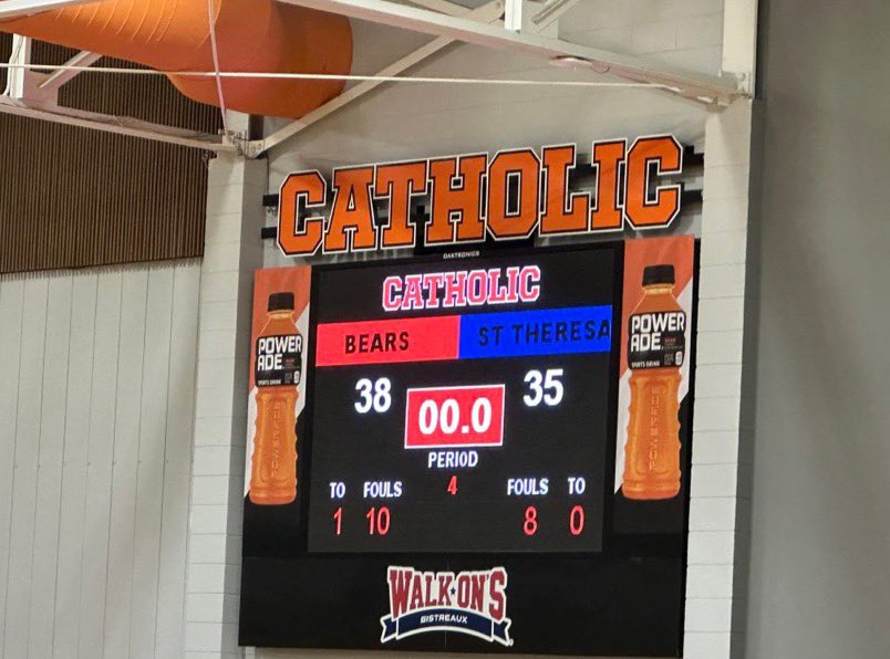 etg052's tweet photo. @CHSRadioBear @BEAR_Nation2022 @CHSBRAthletics @CHSBRhoops [W] https://t.co/GgwdsdC8r5