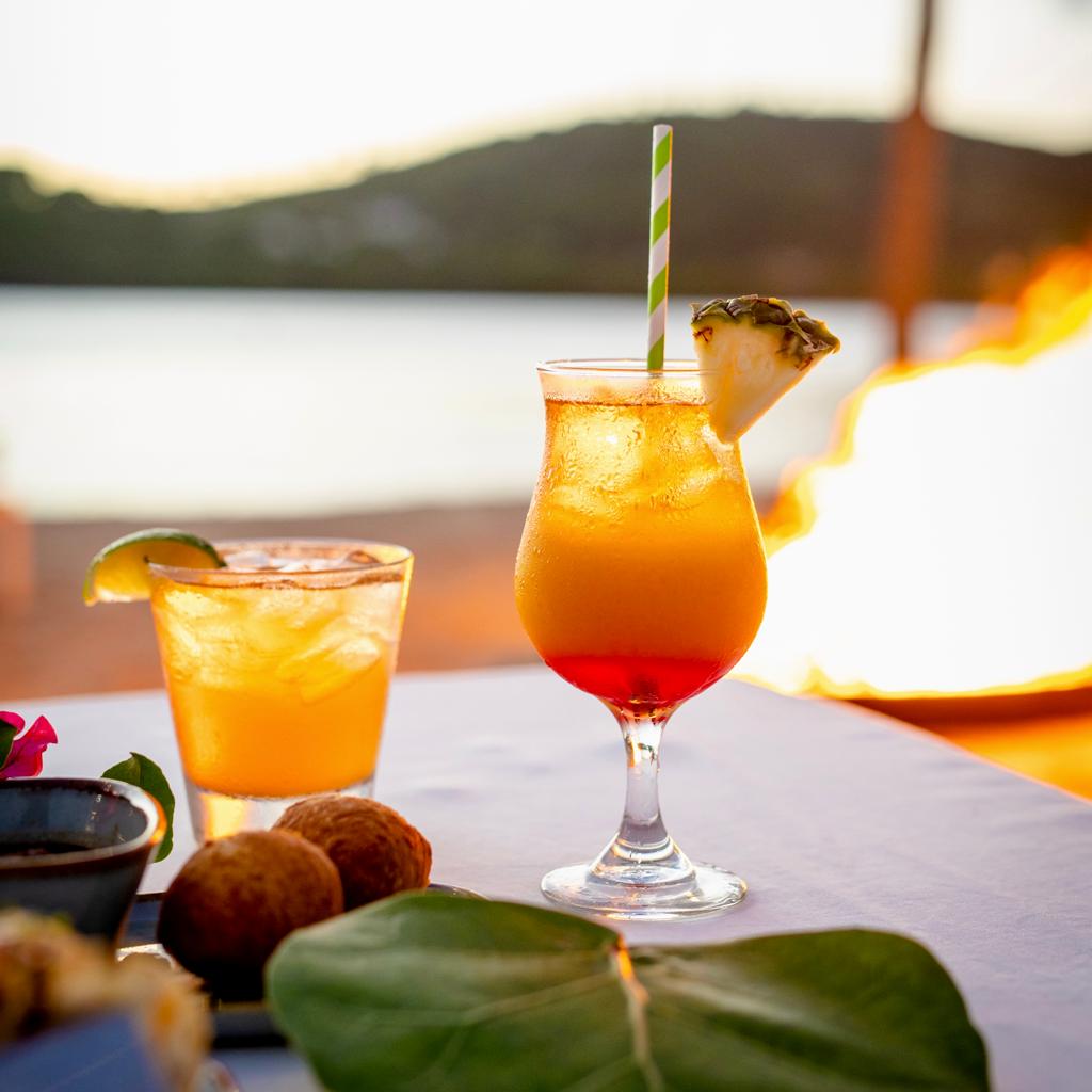 Carlisle_Bay's tweet photo. Spectacular sundowners at The Jetty. Join us for Firepit Friday and enjoy music from local musicians and memorable views while taking in the sunset.
#cocktail #cocktails #firepit #firepitfriday #mixology #drinkstagram #cocktailsofinstagram #rum #cocktailtime #happyfriday https://t.co/tS37OJVInD