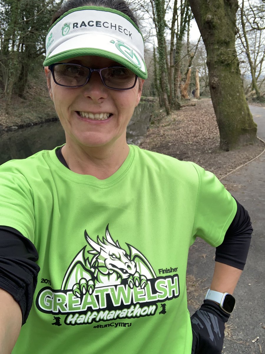 dulciedarling1's tweet image. Today is a green T-shirt day, going to wear a green/red T-shirt alternated for 20 days, &amp;amp; has to be a different one ❤️🏴󠁧󠁢󠁷󠁬󠁳󠁿💚🇮🇪#twittaWinterChallenge #TWCStdavid #redgreen #greenred  @Twittachallenge #visorclub #happystrides