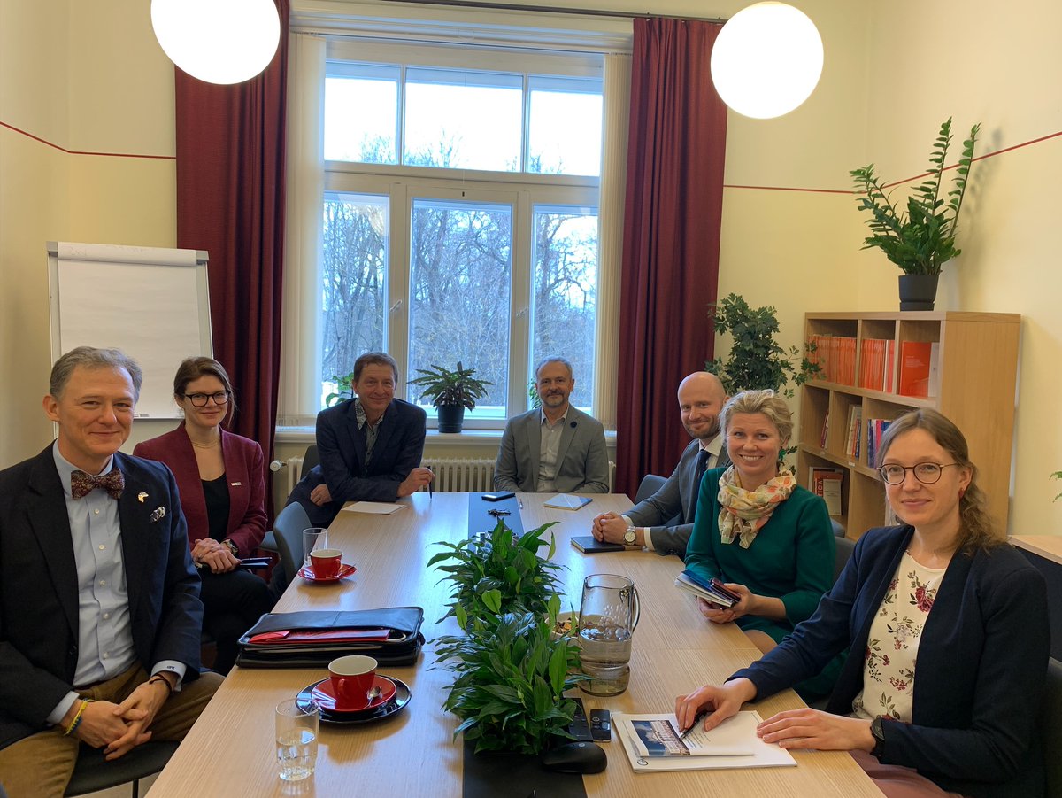 To round out his day, Ambassador Kent visited <a href="/skytteUT/">Skytte Institute UT</a> where he met with leadership, students, and faculty to hear their perspectives on foreign affairs, regional security, and current events.
It was a great first visit to #Tartu!